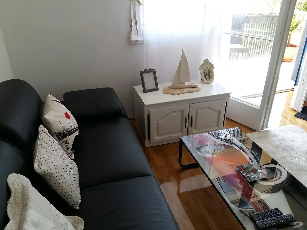 Apartment Macho Σπλιτ